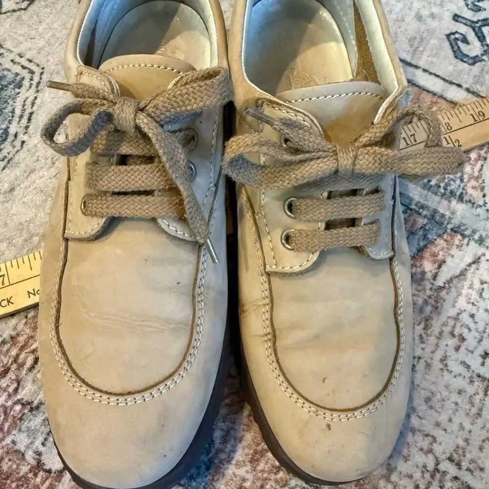 Hogan Men's Beige Oxfords size 8.5
